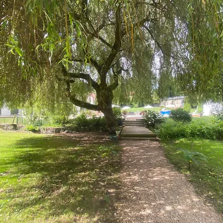 Pensjonat Le Moulin De La Vernoelle Premilhat
