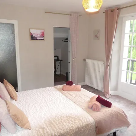 Le Moulin De La Vernoelle Guest house *